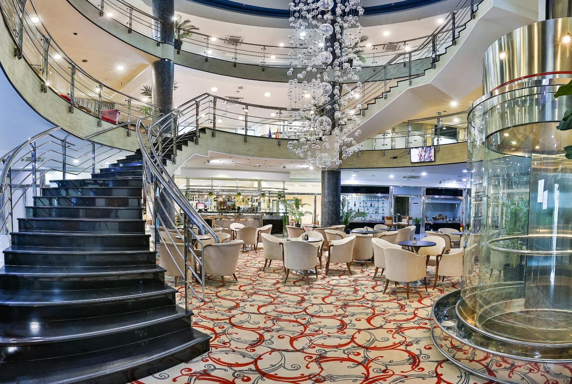 Kings Park Hotel Подгорица Экстерьер фото